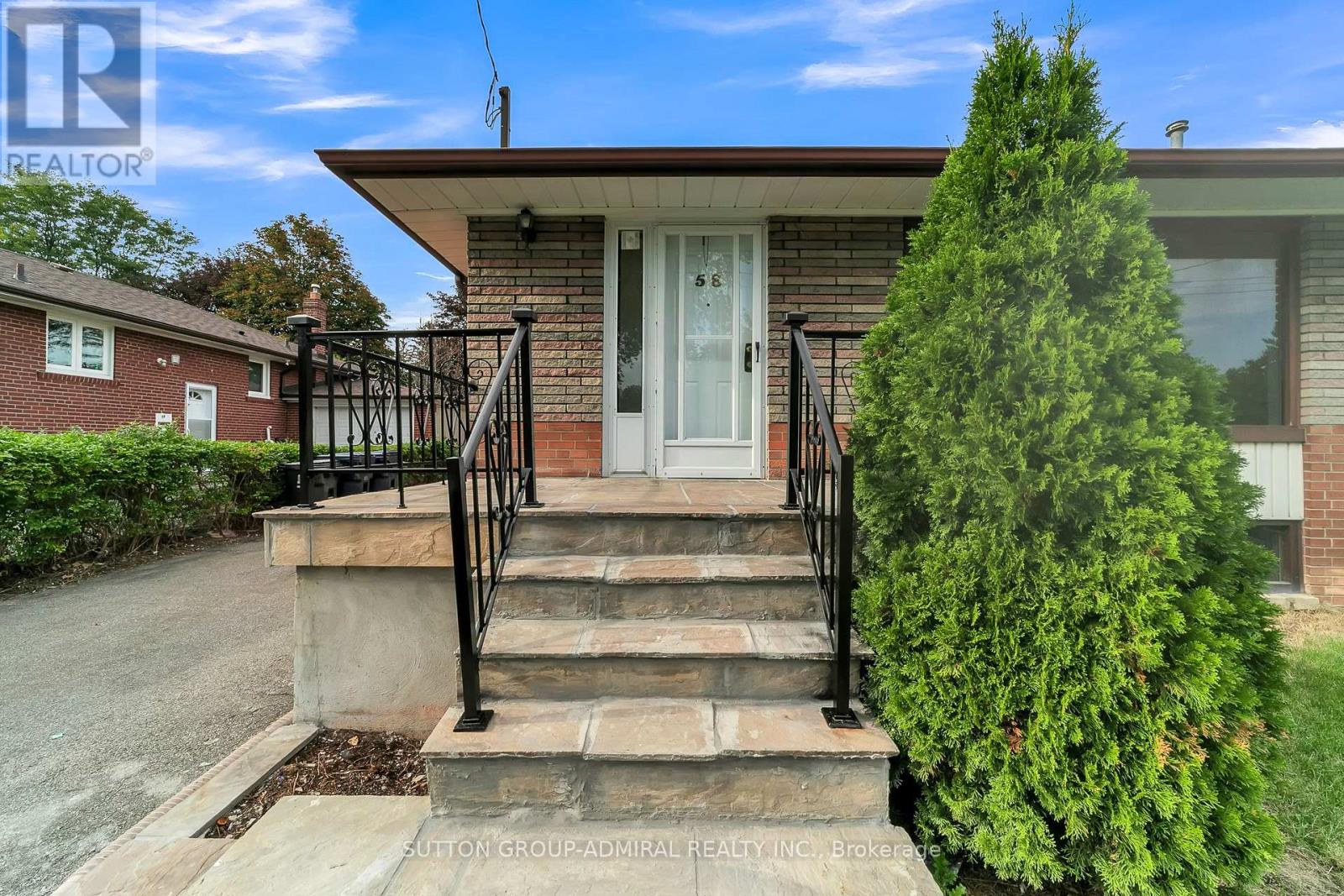 58 Rochman Boulevard E, Toronto, Ontario  M1H 1S2 - Photo 3 - E13803988