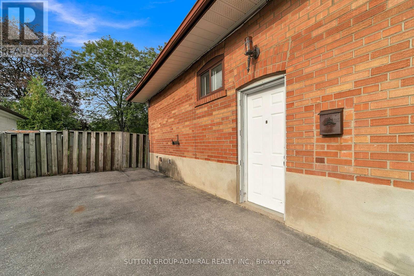 58 Rochman Boulevard E, Toronto, Ontario  M1H 1S2 - Photo 39 - E13803988