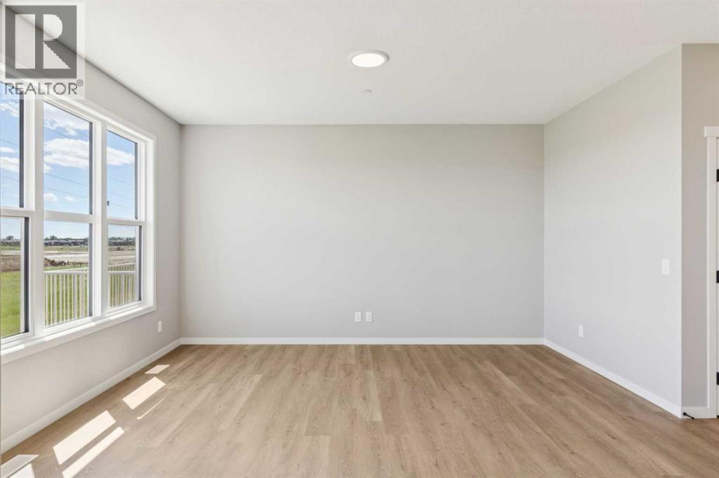 386 Hotchkiss Manor SE, Calgary, Alberta  T3S 0J9 - Photo 15 - A2321204