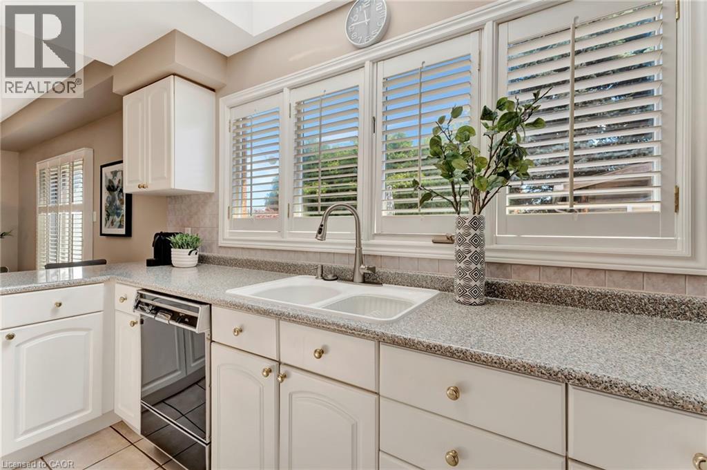 144 Cove Crescent, Stoney Creek, Ontario  L8E 5A2 - Photo 11 - 40864414