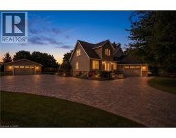 17 ATHLONE Road, cambridge, Ontario