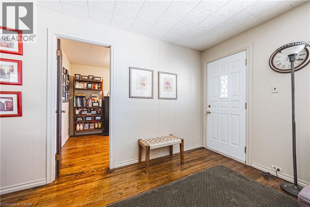 28 Munn Street, Hamilton, Ontario  L8V 1J9 - Photo 11 - 40864627