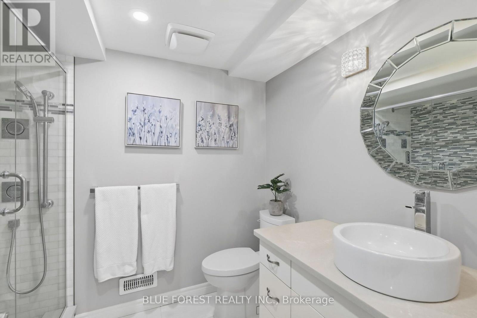 813 Deer Ridge Place, London North, Ontario  N6H 0C1 - Photo 34 - X13804436