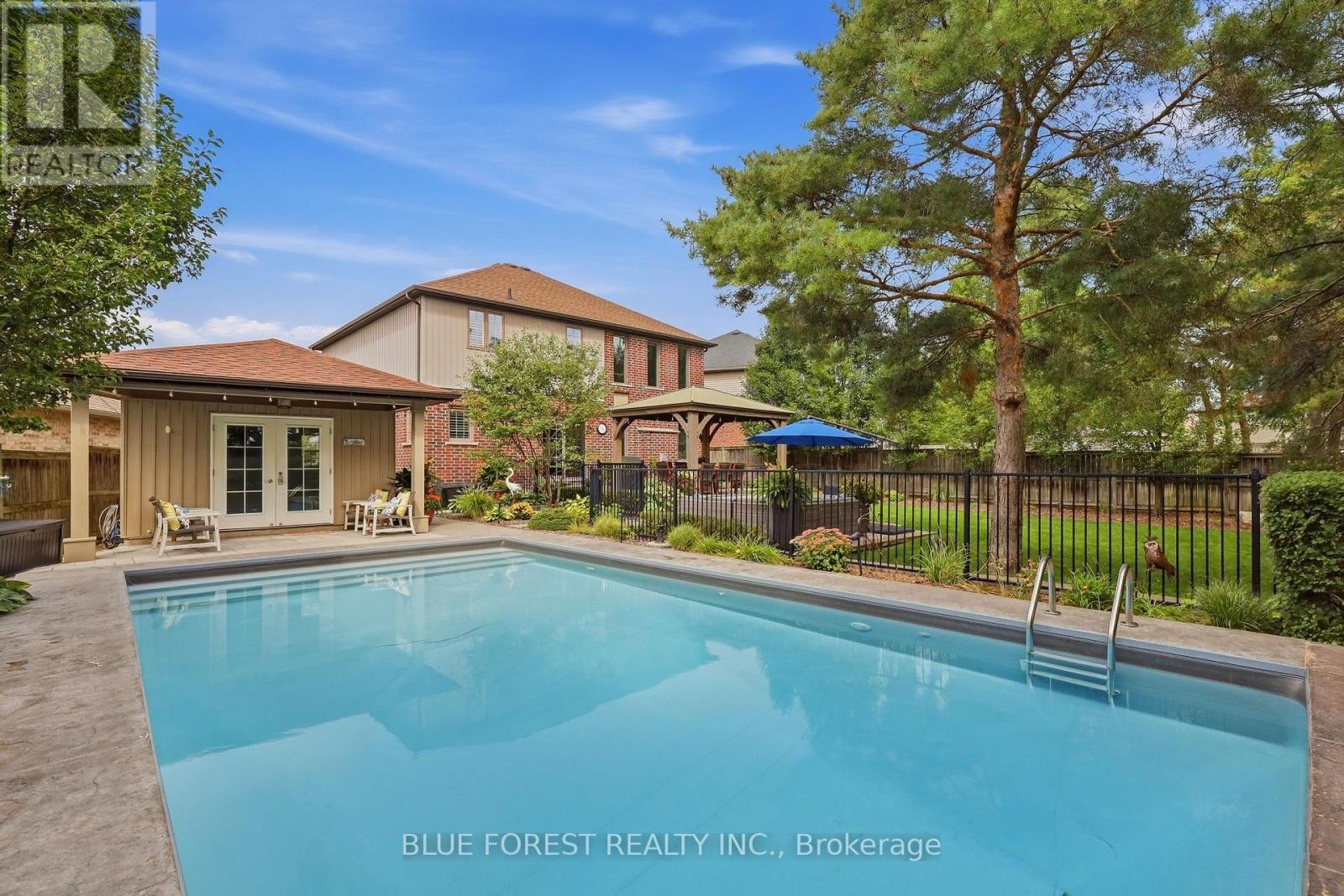 813 Deer Ridge Place, London North, Ontario  N6H 0C1 - Photo 35 - X13804436