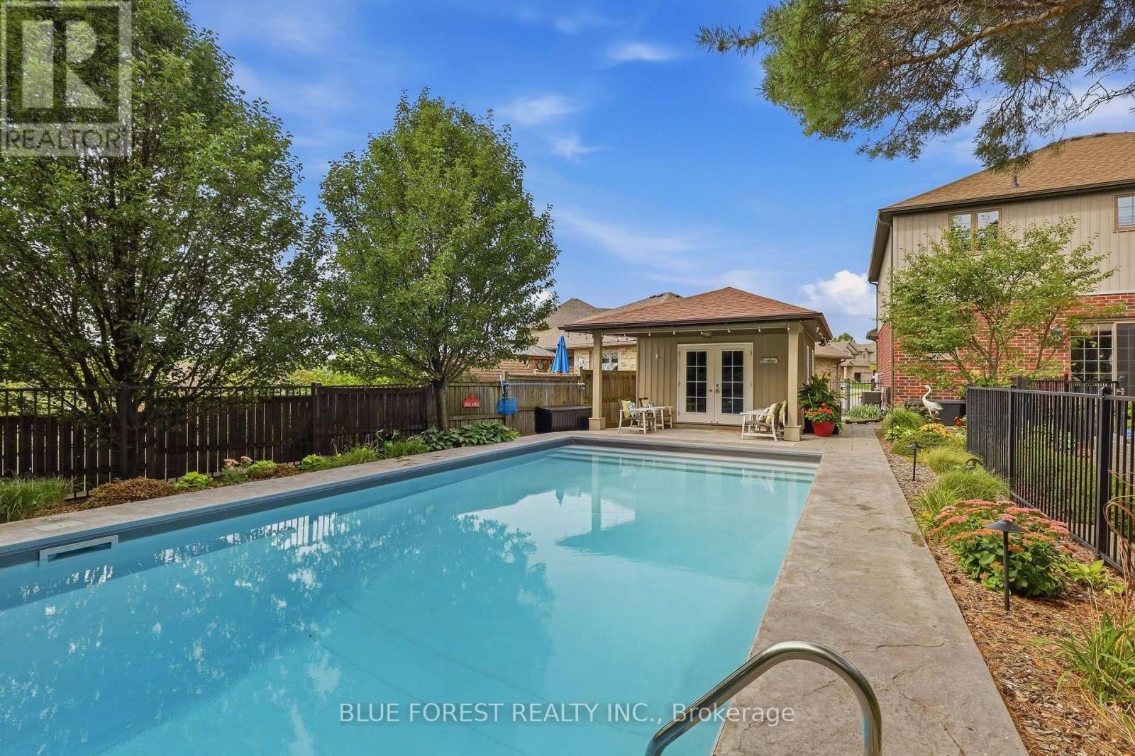 813 Deer Ridge Place, London North, Ontario  N6H 0C1 - Photo 37 - X13804436