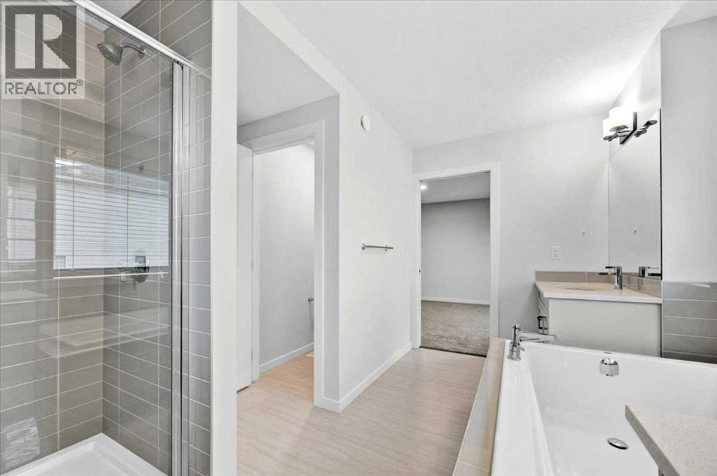 75 Versant Rise SW, Calgary, Alberta  T2Y 0Z1 - Photo 26 - A2345854