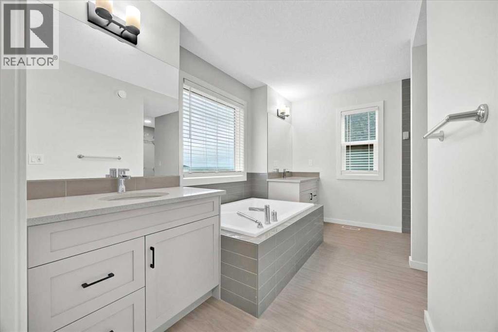 75 Versant Rise SW, Calgary, Alberta  T2Y 0Z1 - Photo 24 - A2345854
