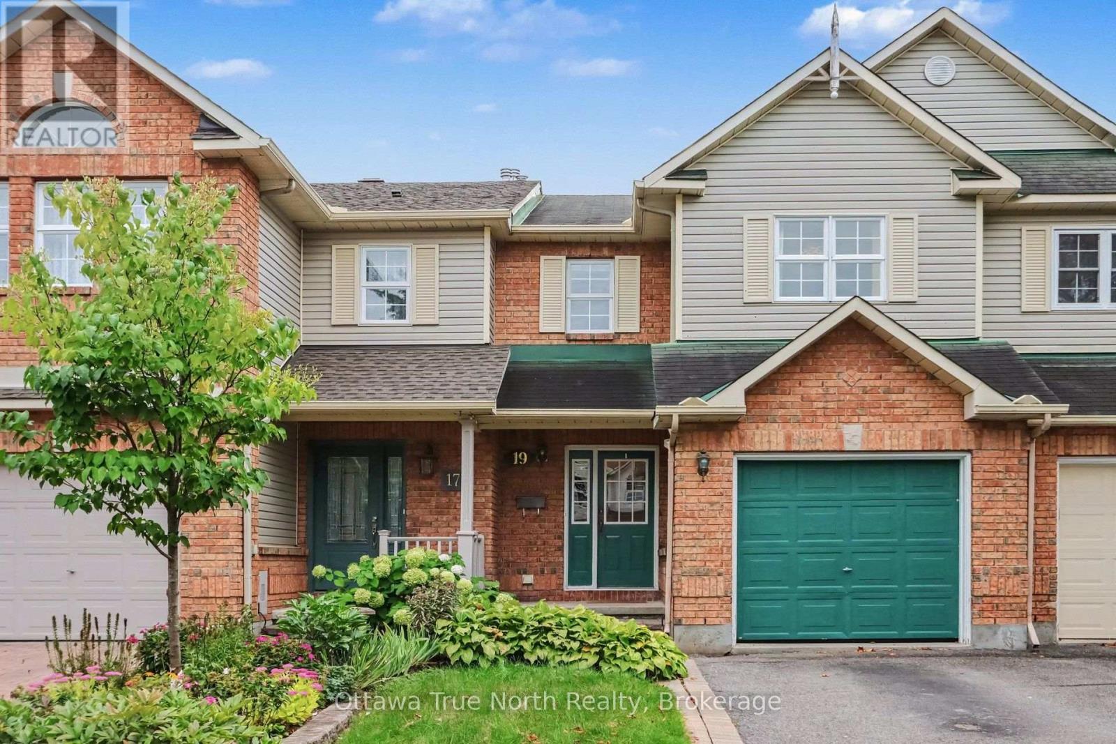 19 Kalbrook Street, Ottawa, Ontario  K2T 1A8 - Photo 1 - X13804414