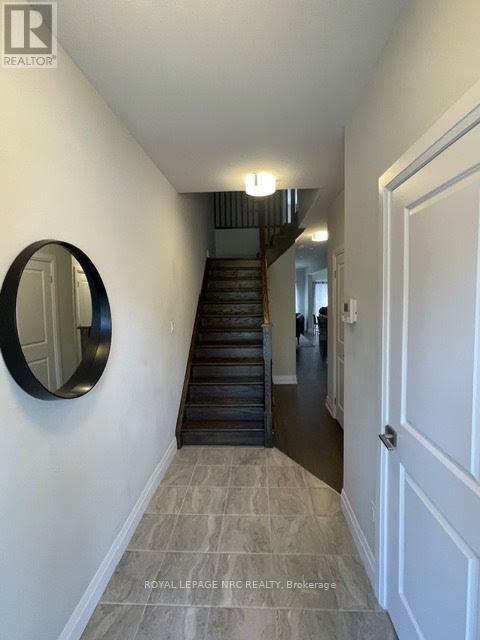 4839 Pettit Avenue, Niagara Falls, Ontario  L2E 0B7 - Photo 2 - X13804426