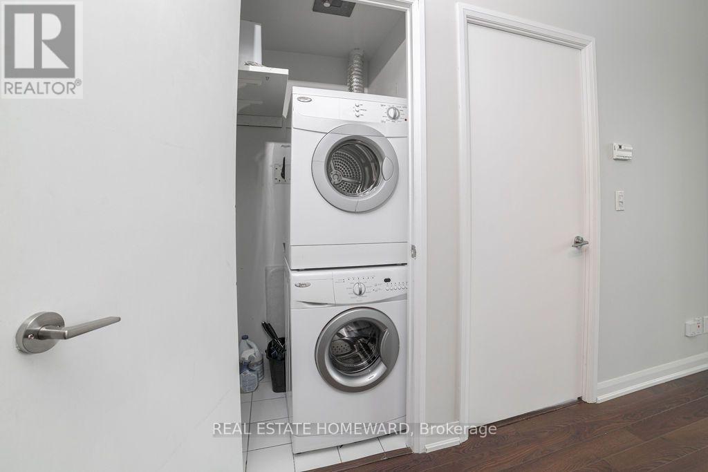 1407 - 500 Sherbourne Street, Toronto, Ontario  M4X 1L1 - Photo 7 - C13804378