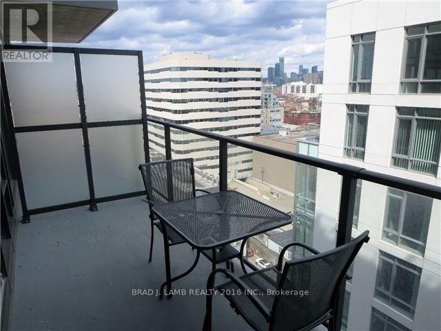 1212 - 111 Bathurst Street, Toronto, Ontario  M5V 2R1 - Photo 6 - C13804400