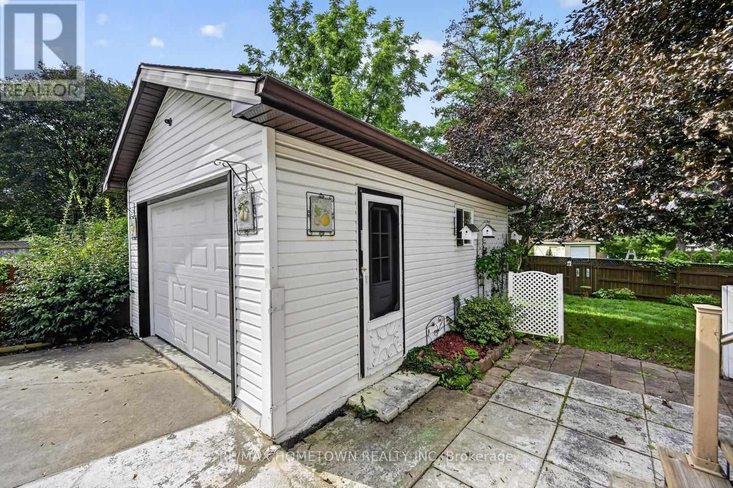 1362 Windsor Drive, Brockville, Ontario  K6V 3H9 - Photo 6 - X13804348
