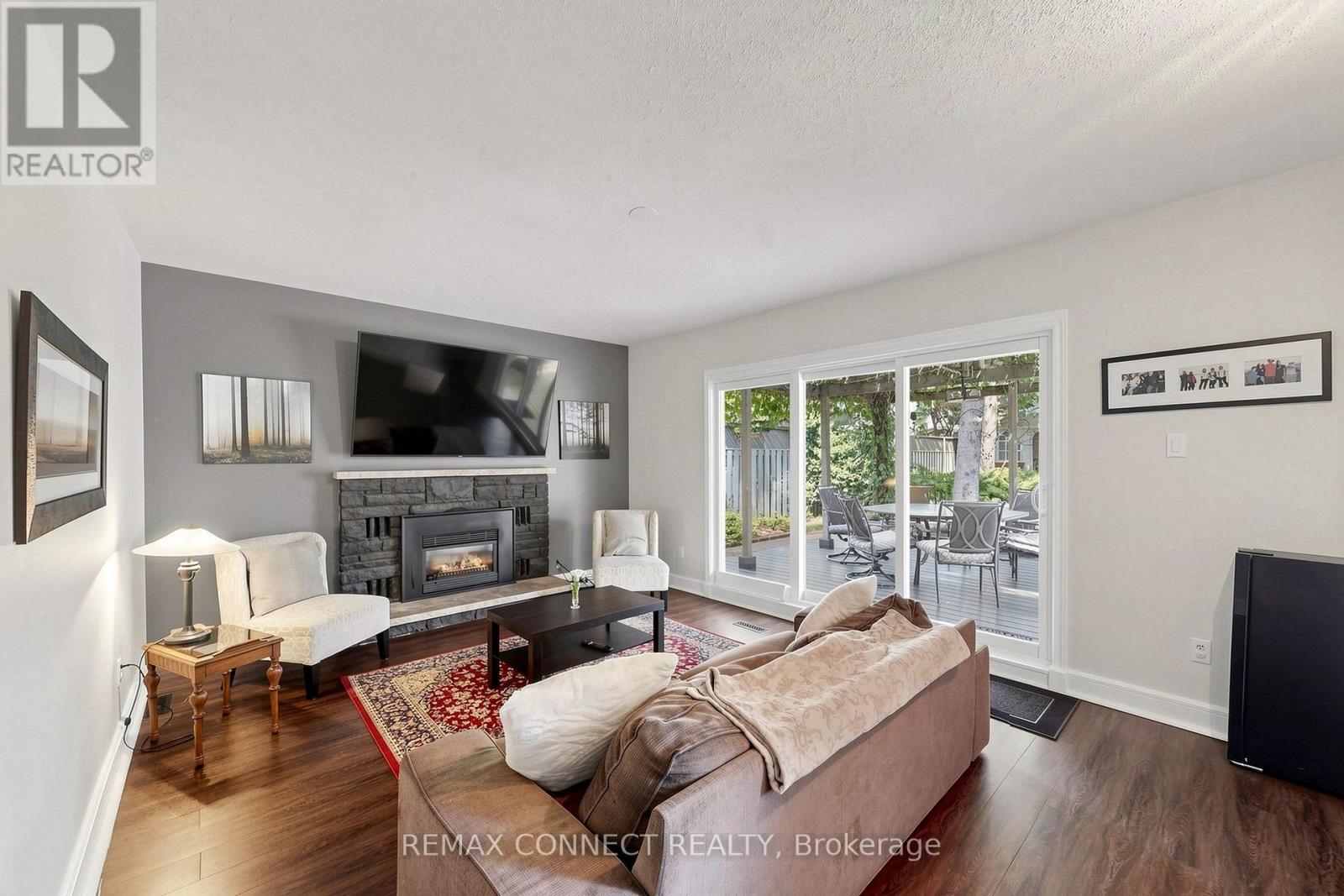 15 Satchell Boulevard, Toronto, Ontario  M1C 3B3 - Photo 12 - E13804368