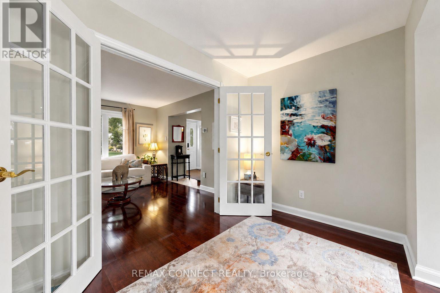 15 Satchell Boulevard, Toronto, Ontario  M1C 3B3 - Photo 5 - E13804368