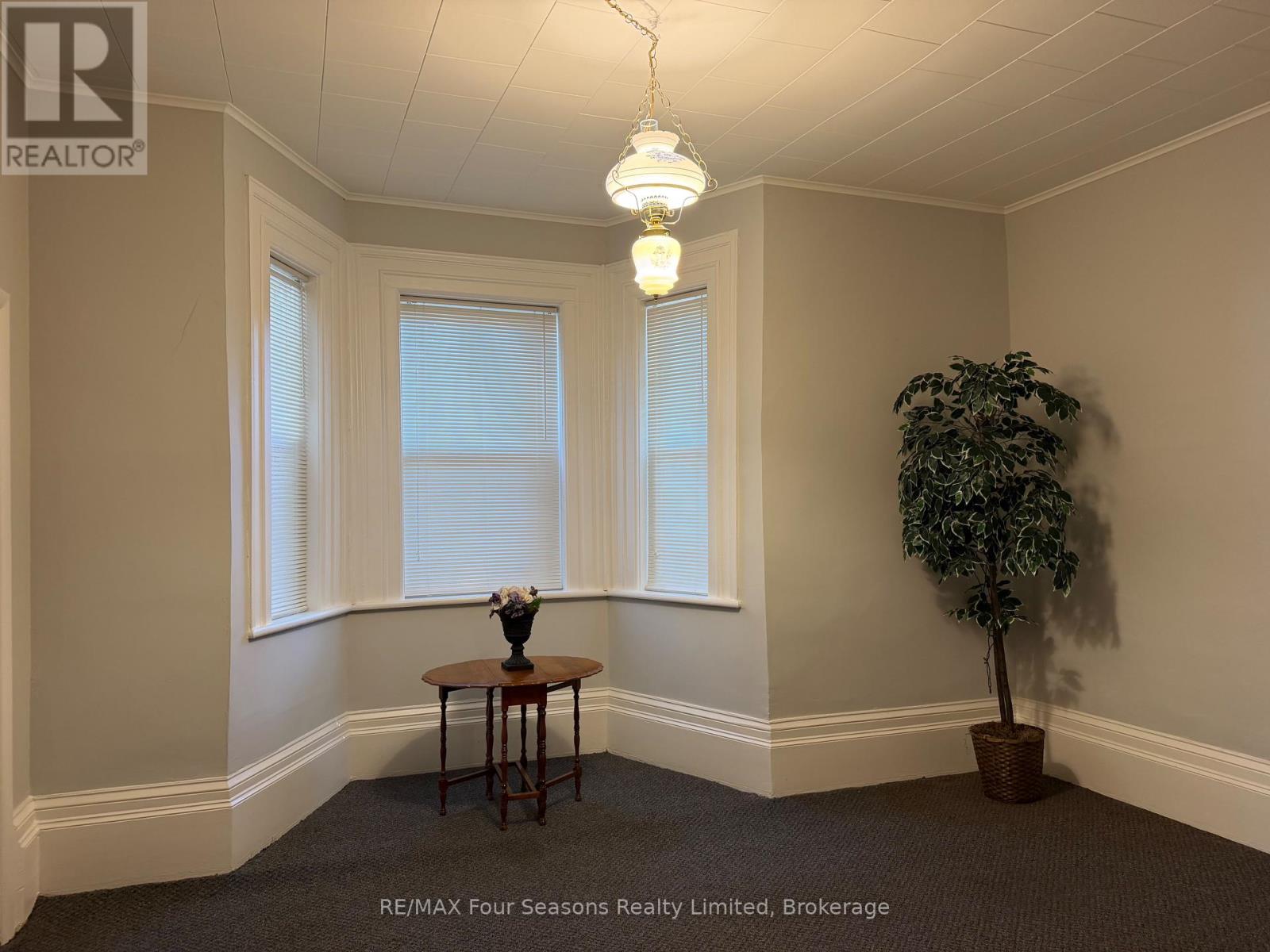 Main Level - 7343 26 Highway, Clearview, Ontario  L0M 1S0 - Photo 13 - S13804382