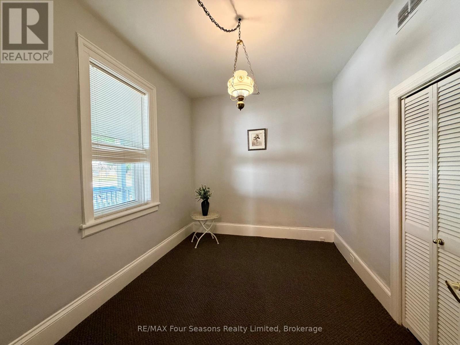 Main Level - 7343 26 Highway, Clearview, Ontario  L0M 1S0 - Photo 18 - S13804382