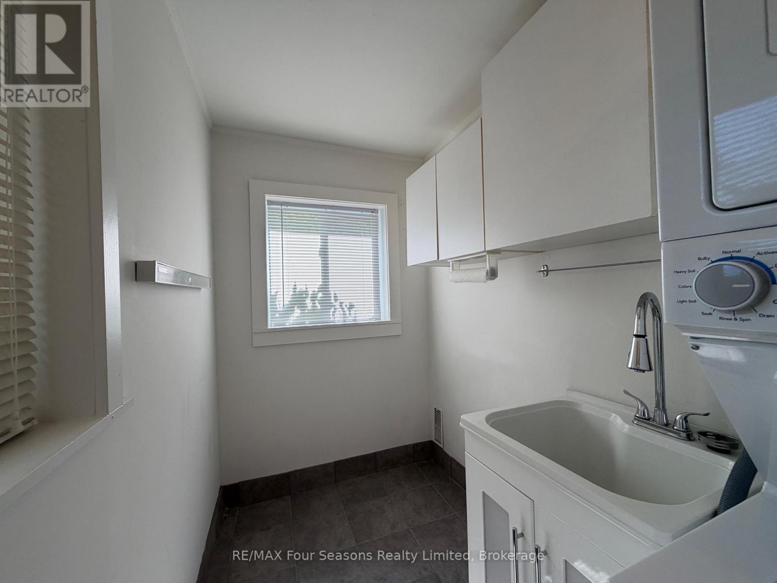 Main Level - 7343 26 Highway, Clearview, Ontario  L0M 1S0 - Photo 27 - S13804382