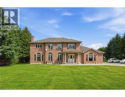 2 CURRIE Drive, Morriston, Ontario