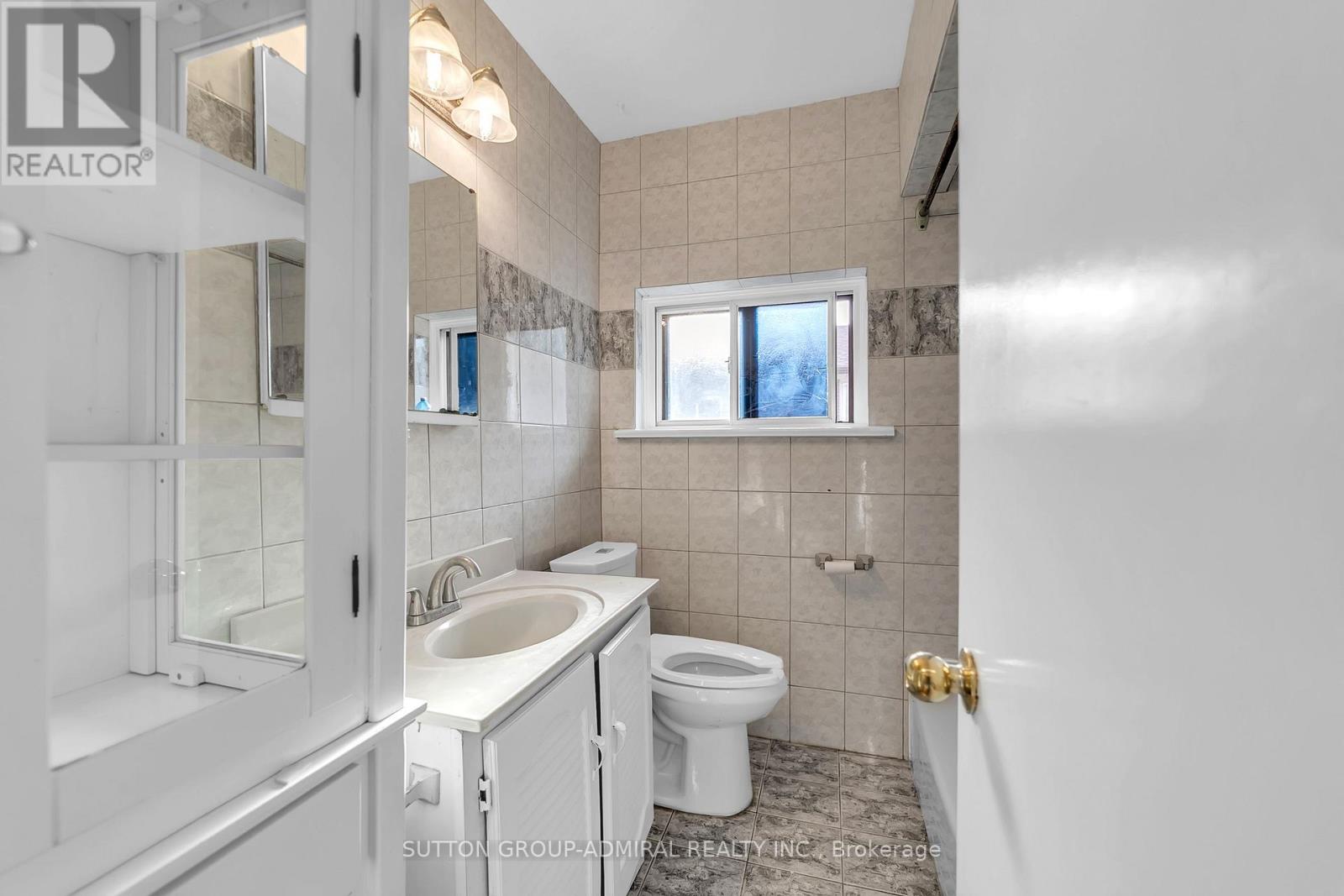 58 Rochman Boulevard E, Toronto, Ontario  M1H 1S2 - Photo 16 - E13803988