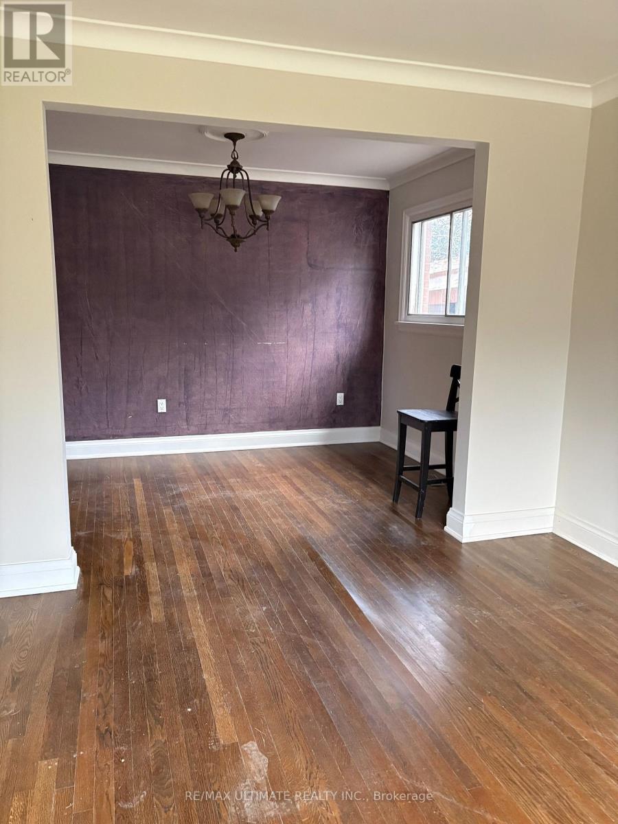 56 Glenhaven Street, Toronto, Ontario  M6M 3M3 - Photo 11 - W13804350