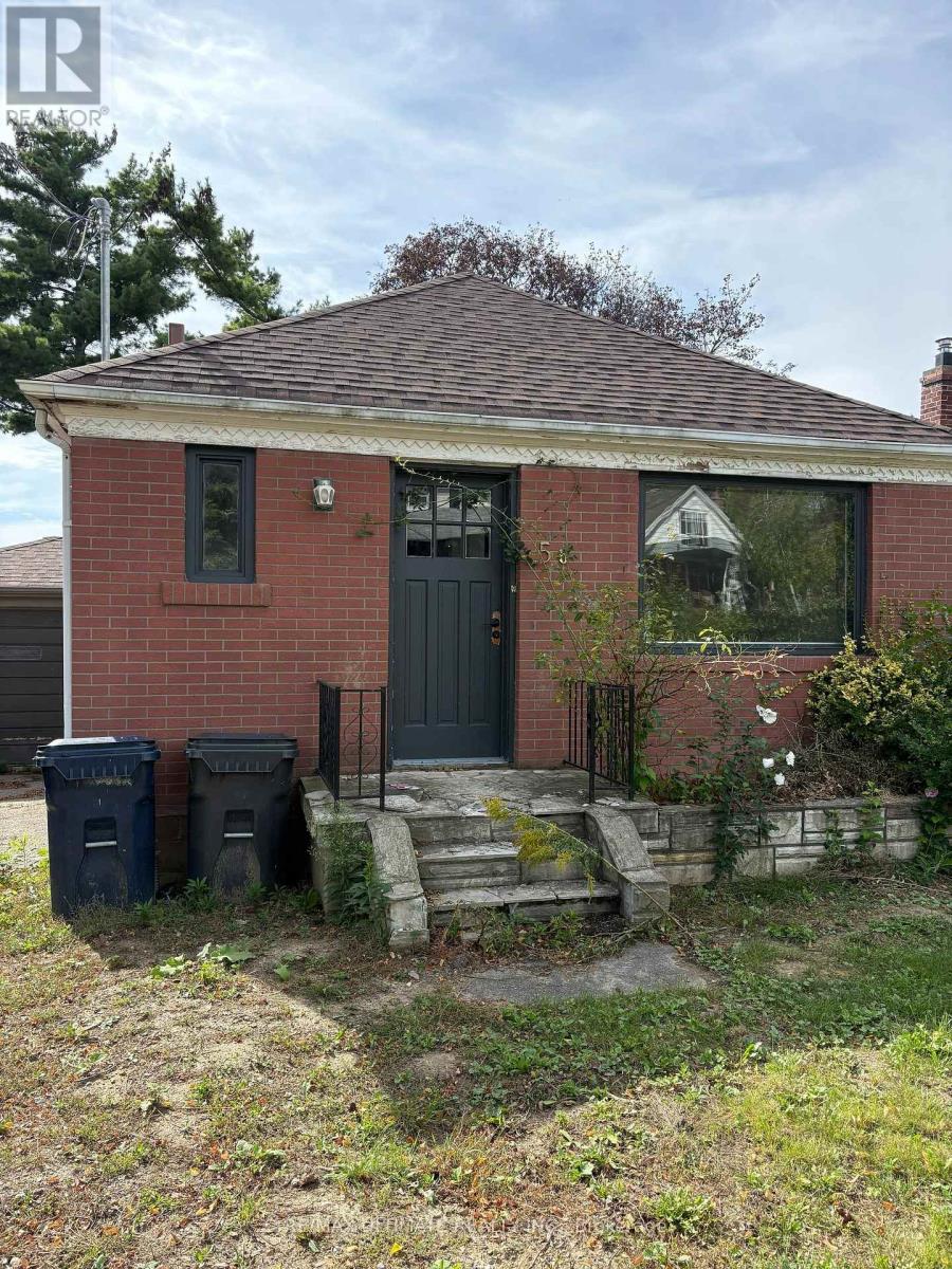 56 Glenhaven Street, Toronto, Ontario  M6M 3M3 - Photo 20 - W13804350