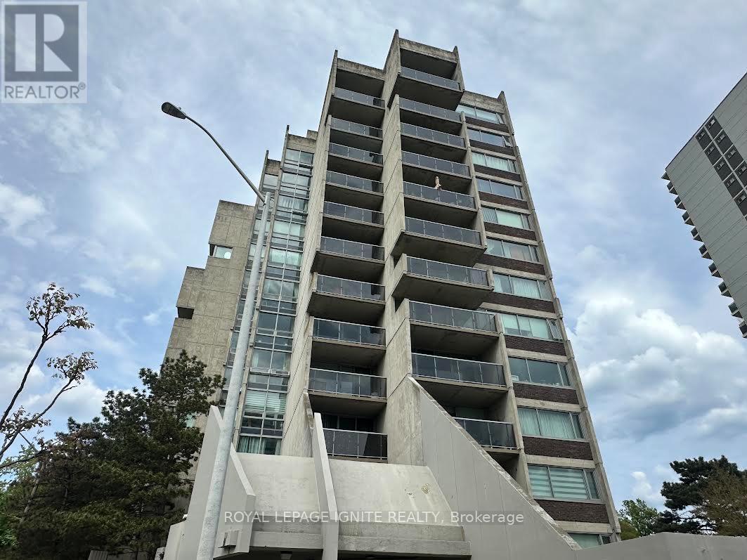 407 - 20 SPEERS ROAD, oakville (co central), Ontario