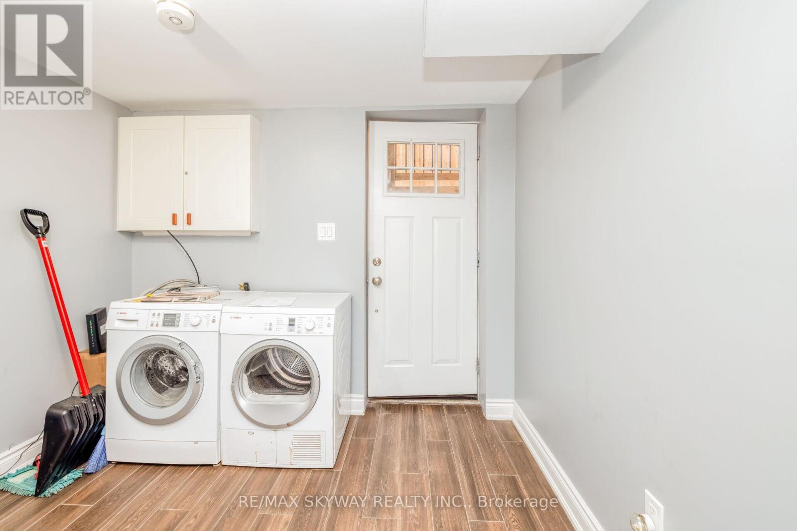 Upper - 279 Elmwood Crescent, Milton, Ontario  L9T 1C3 - Photo 24 - W13804398
