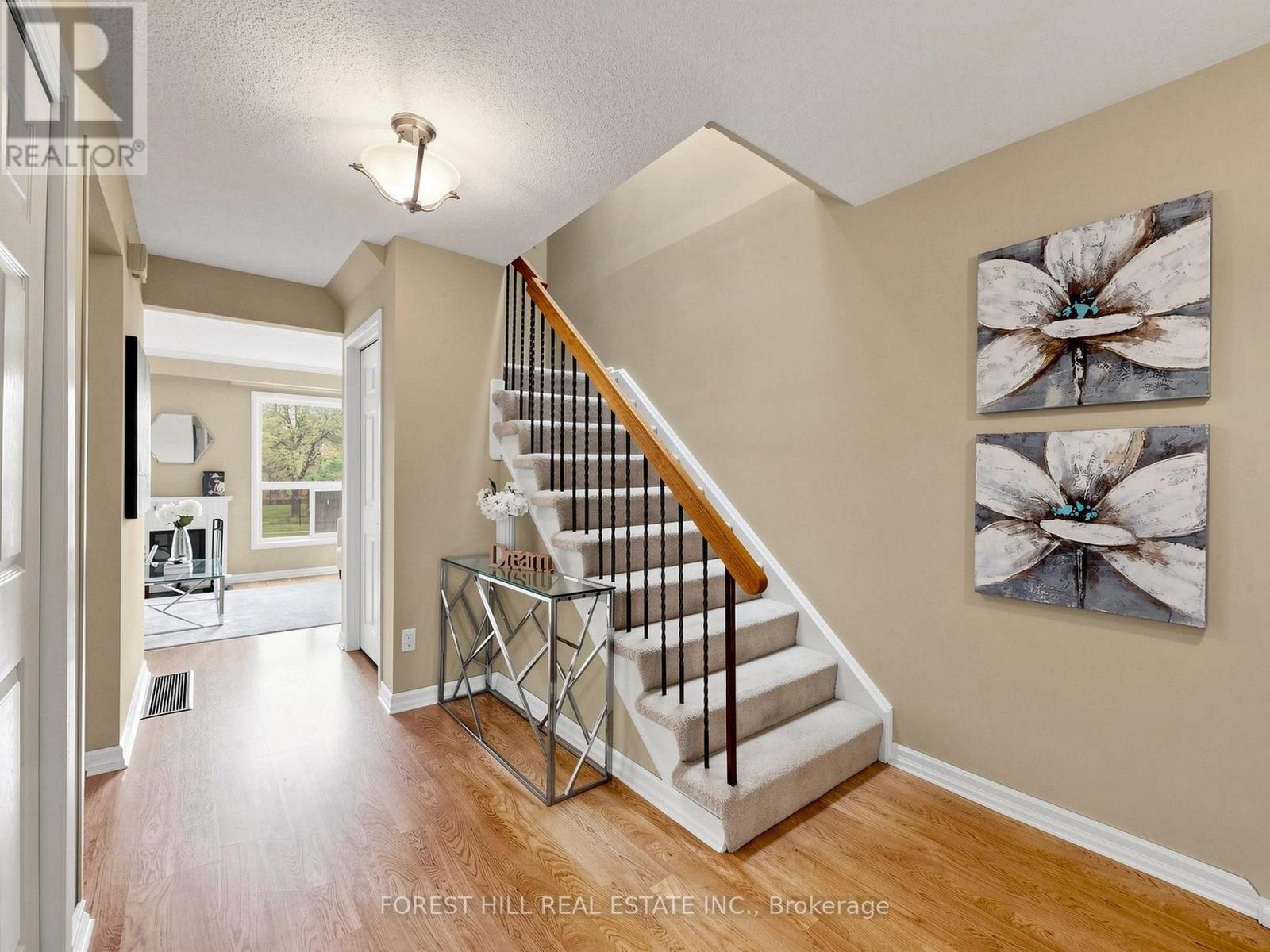 10 - 725 Vermouth Avenue, Mississauga, Ontario  L5A 3X5 - Photo 11 - W13804404
