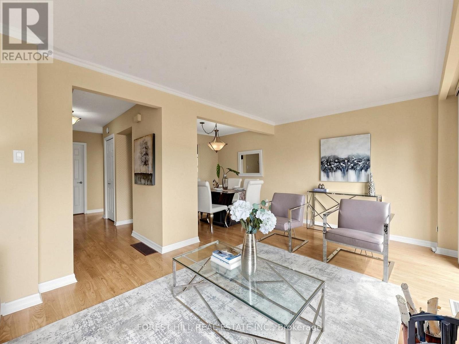 10 - 725 Vermouth Avenue, Mississauga, Ontario  L5A 3X5 - Photo 4 - W13804404