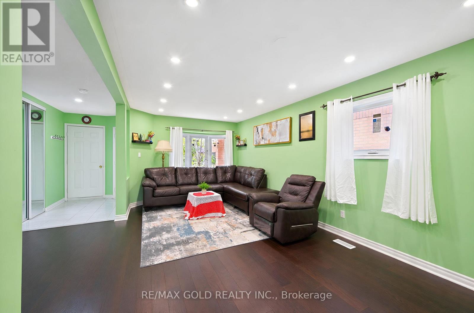 5261 River Forest Court, Mississauga, Ontario  L5V 2C7 - Photo 14 - W13804406