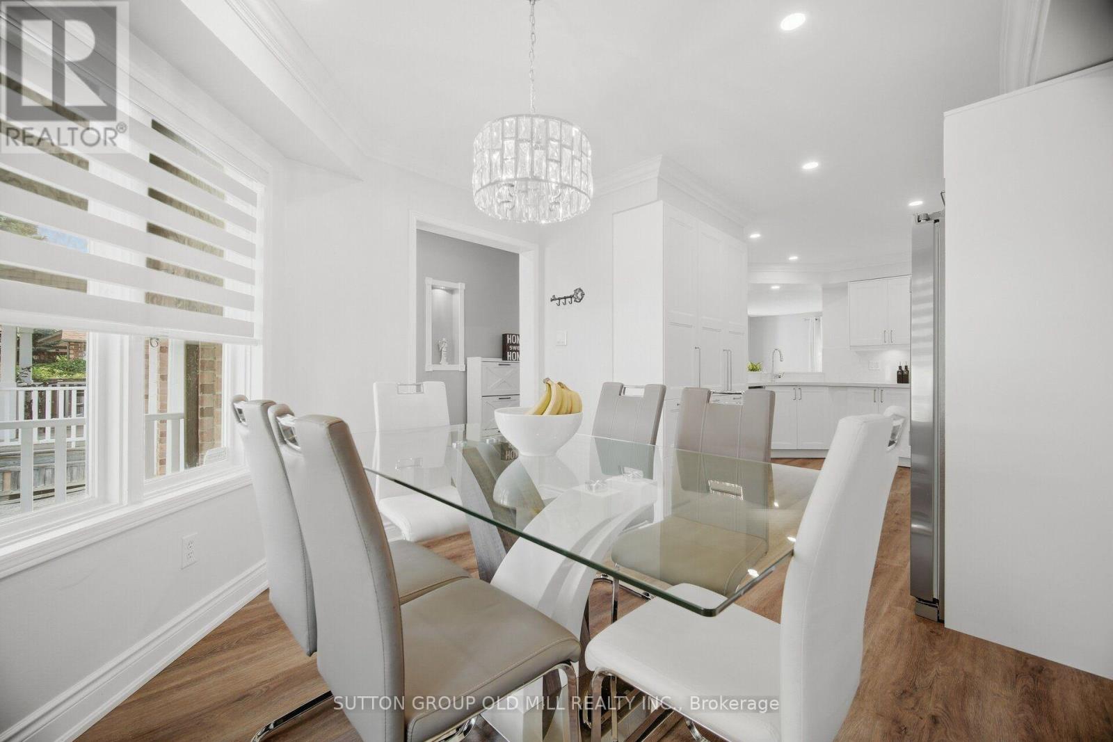 5318 Bushelgrove Circle, Mississauga, Ontario  L5M 6C6 - Photo 9 - W13804418