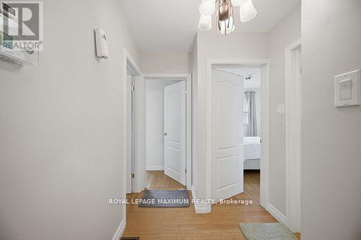 96 Wallasey Avenue, Toronto, Ontario  M9M 1E4 - Photo 10 - W13804422
