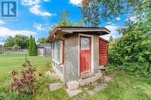 96 Wallasey Avenue, Toronto, Ontario  M9M 1E4 - Photo 26 - W13804422
