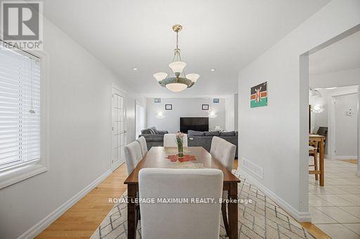 96 Wallasey Avenue, Toronto, Ontario  M9M 1E4 - Photo 6 - W13804422