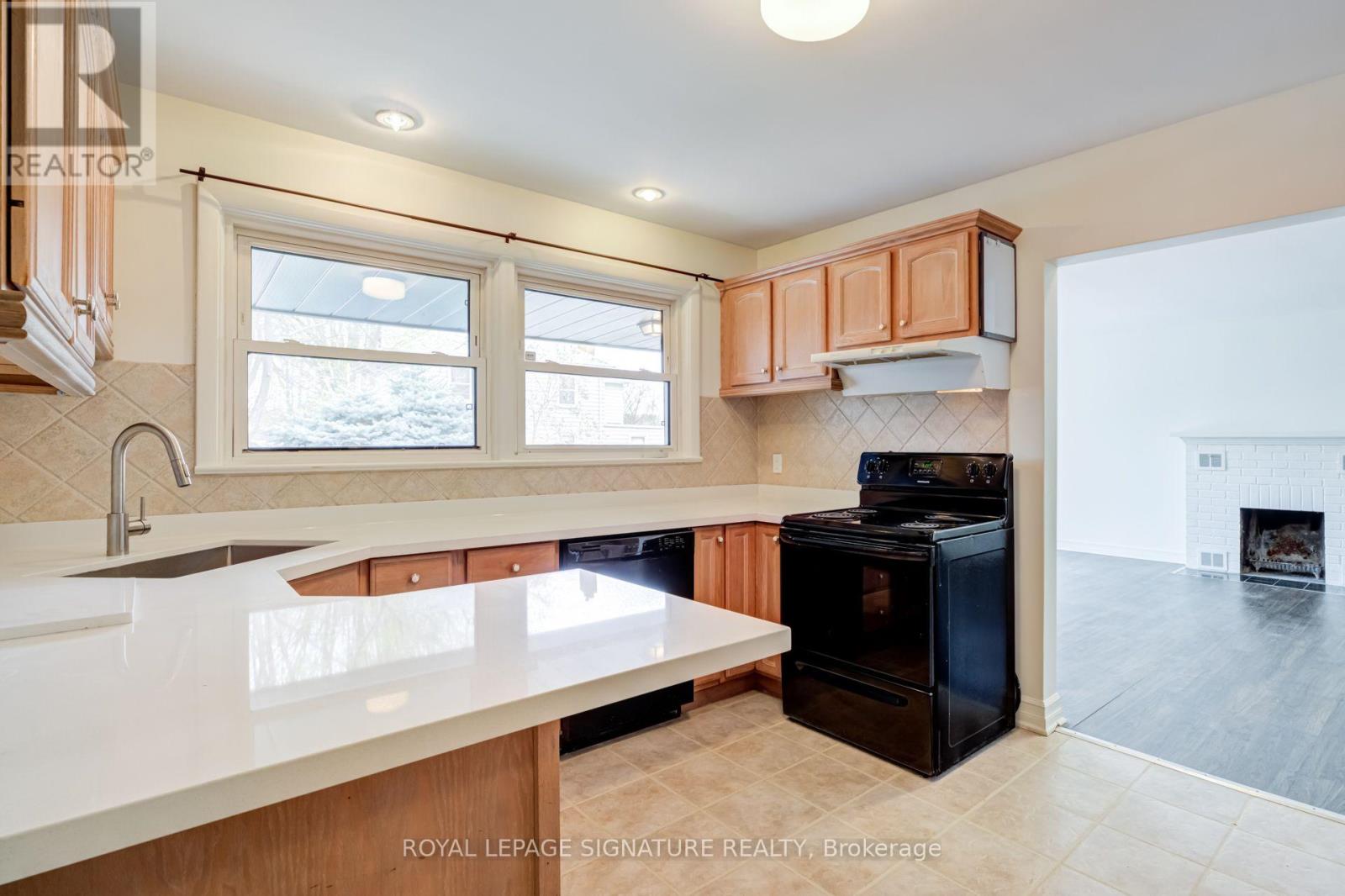 Main - 22 Drury Lane, Barrie, Ontario  L4M 3C6 - Photo 12 - S13779124