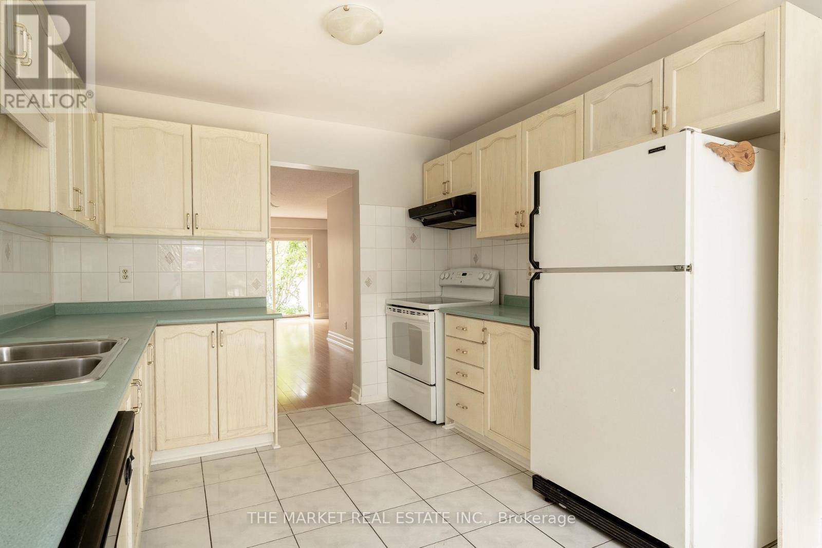 79 - 3265 South Millway, Mississauga, Ontario  L5L 2R3 - Photo 9 - W13800020