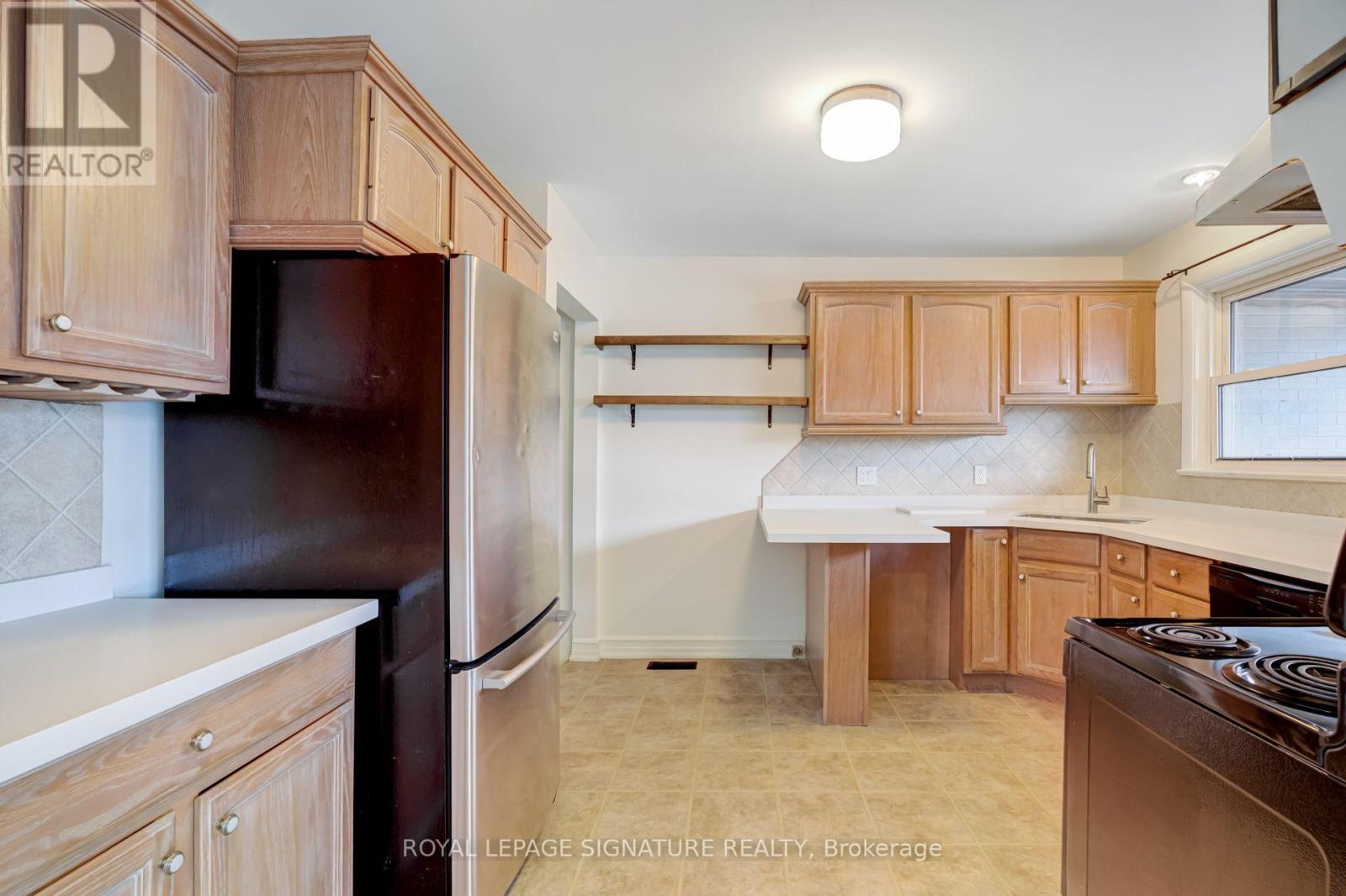 Main - 22 Drury Lane, Barrie, Ontario  L4M 3C6 - Photo 8 - S13779124