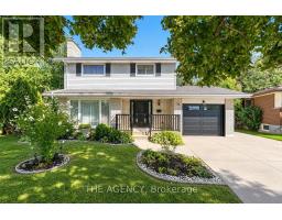 36 BUCKINGHAM DRIVE, Hamilton, Ontario