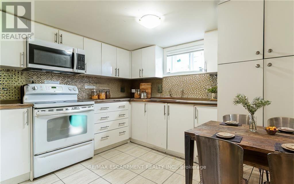 2 - 609 Mohawk Road E, Hamilton, Ontario L8V 2J8 - Photo 2 - X13804354