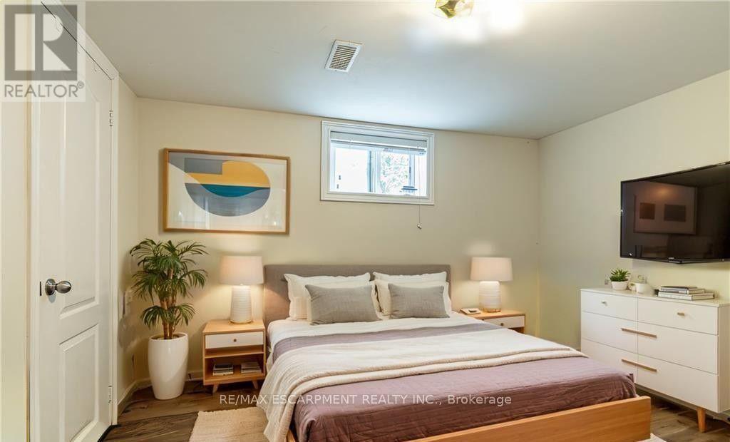 2 - 609 Mohawk Road E, Hamilton, Ontario L8V 2J8 - Photo 5 - X13804354