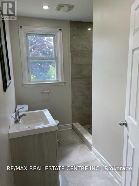 6075 Summer Street, Niagara Falls, Ontario  L2G 1M8 - Photo 12 - X13804390