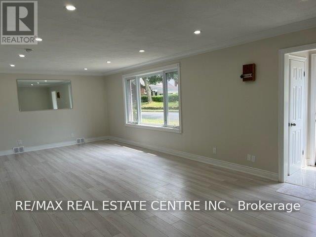 6075 Summer Street, Niagara Falls, Ontario  L2G 1M8 - Photo 3 - X13804390