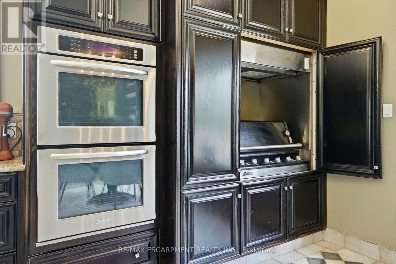 11 Palomino Drive, Hamilton, Ontario  L0R 1H3 - Photo 16 - X13804410