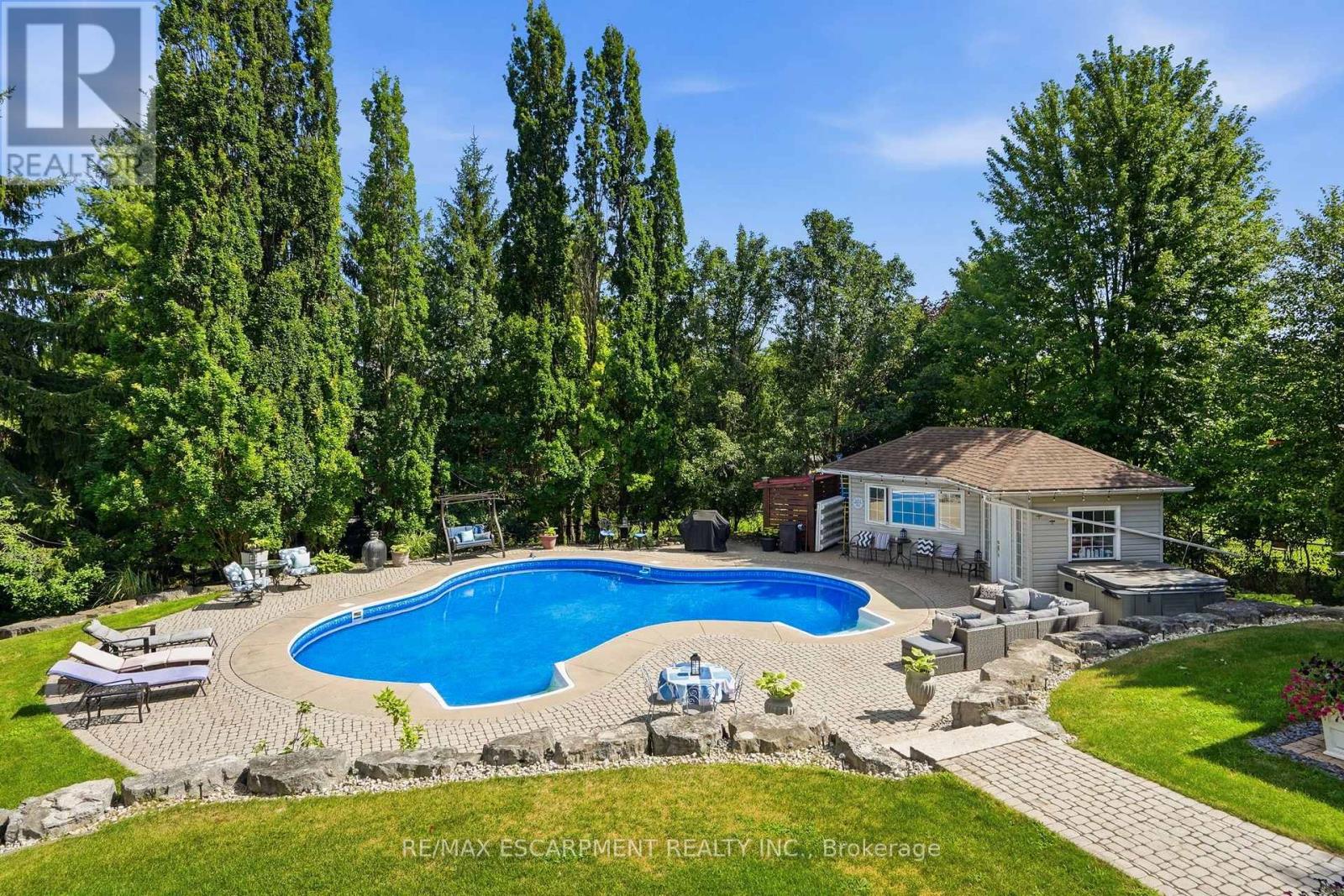 11 Palomino Drive, Hamilton, Ontario  L0R 1H3 - Photo 47 - X13804410