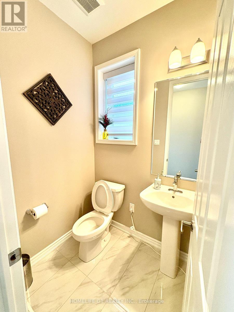 50 William Nador Street, Kitchener, Ontario  N2R 0S3 - Photo 4 - X13804412