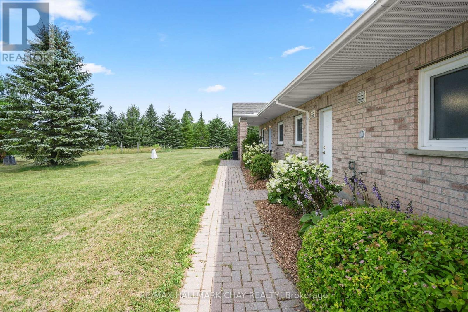 958375 E 7th Line, Mulmur, Ontario  L9V 0M9 - Photo 4 - X13804424