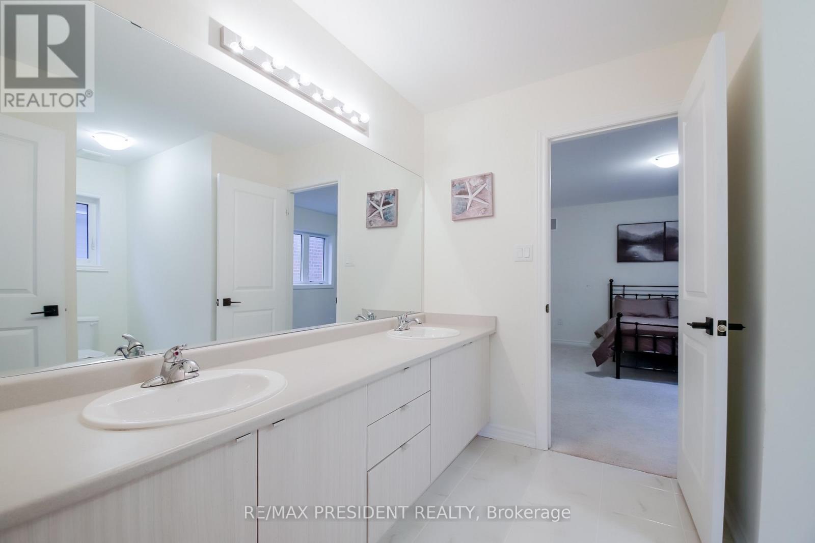4 Cypress Point Street, Barrie, Ontario  L4N 6J9 - Photo 29 - S13776578