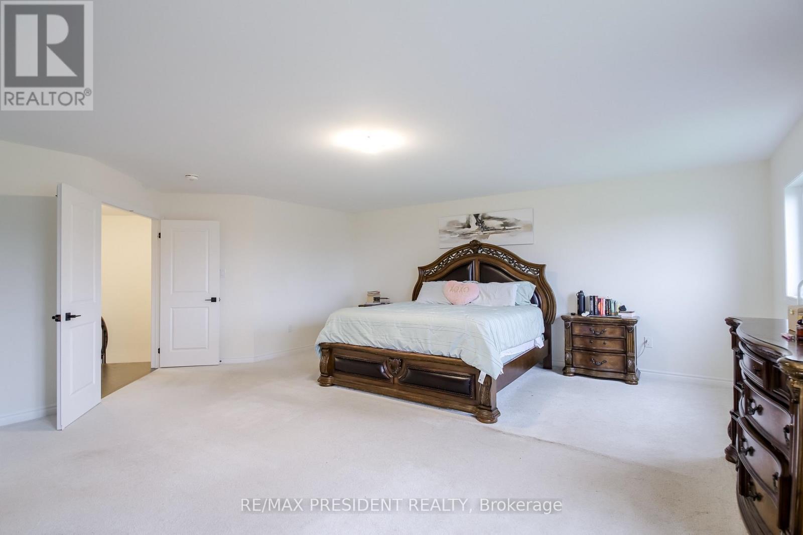 4 Cypress Point Street, Barrie, Ontario  L4N 6J9 - Photo 34 - S13776578