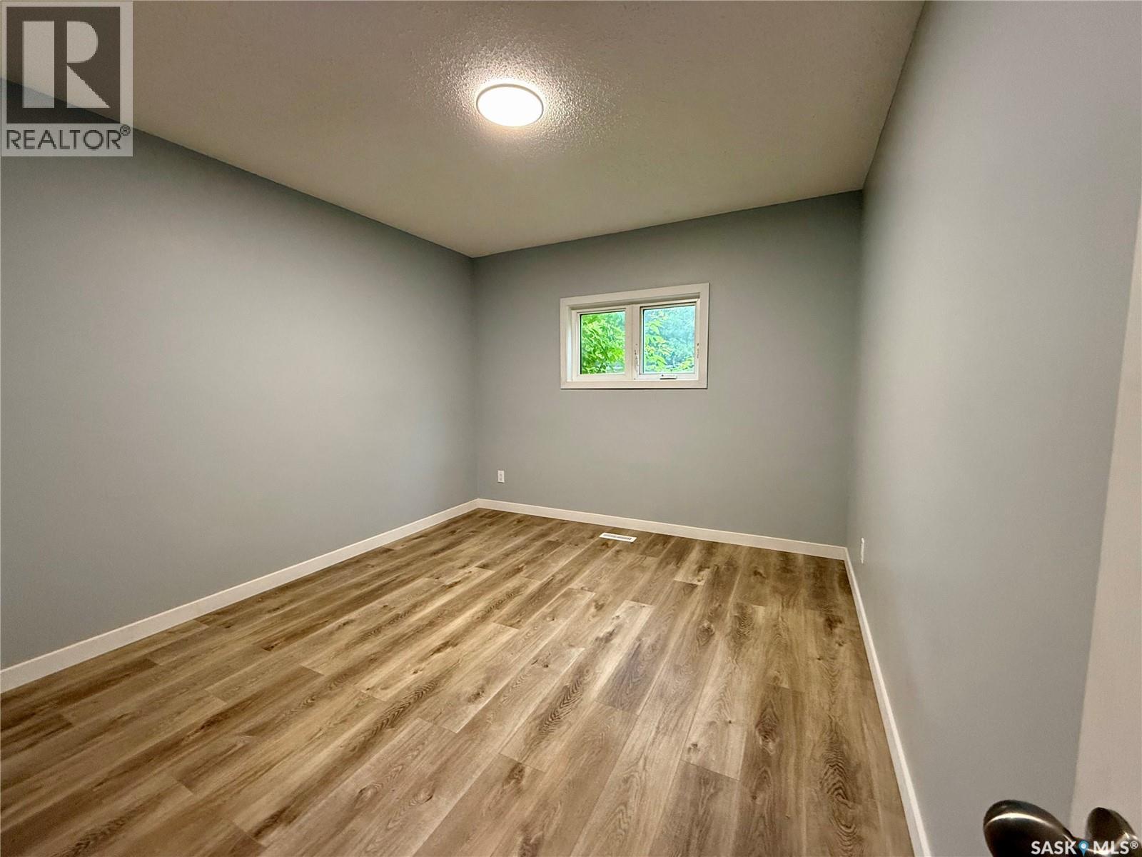 133 L Avenue S, Saskatoon, Saskatchewan  S7M 2G0 - Photo 11 - SK043316