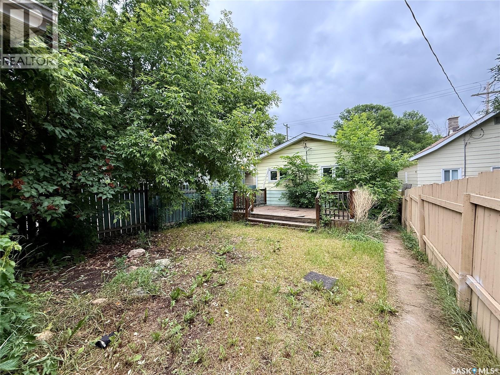 133 L Avenue S, Saskatoon, Saskatchewan  S7M 2G0 - Photo 20 - SK043316